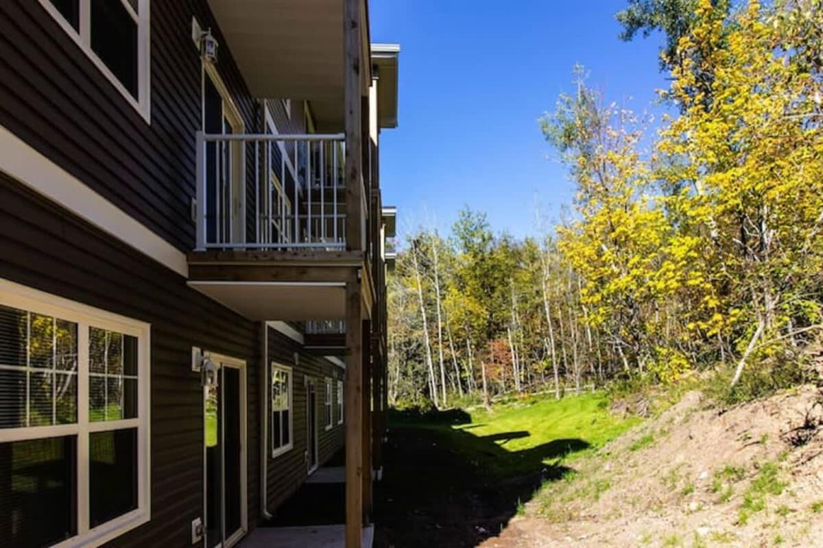 Brand New Gorgeous Condo Near Unb & Hospital Coffee Parking 202 Saint John Esterno foto