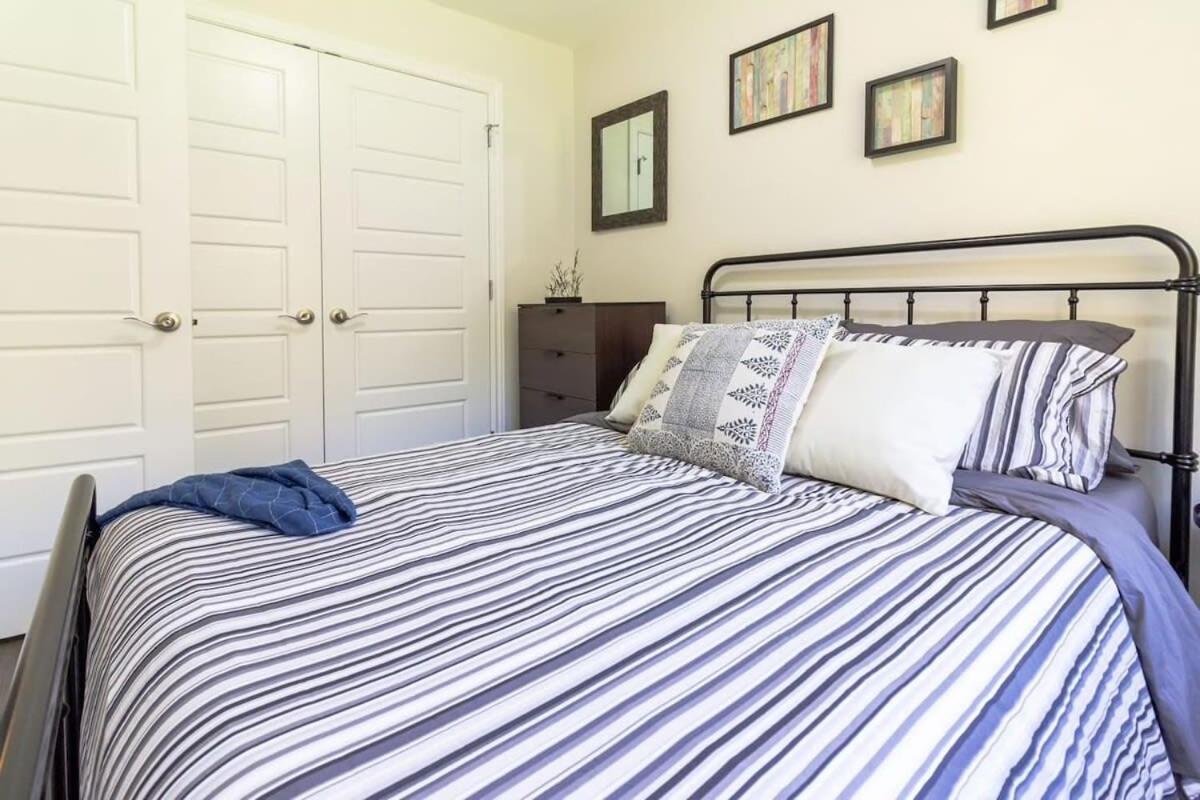 Brand New Gorgeous Condo Near Unb & Hospital Coffee Parking 202 Saint John Esterno foto